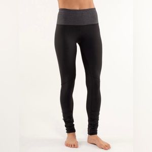 EUC Lululemon Run: Back on Track Leggings Size 2